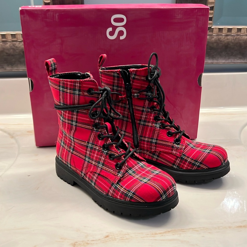 SO Combat boots